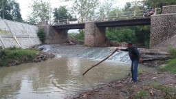 Satu Siswa SD Tewas Tenggelam di Sungai Sempol Ponorogo