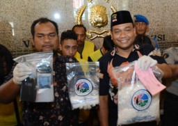 Sindikat Pengedar Sabu Hingga Pil Koplo Dibongkar, 6 Orang Ditangkap