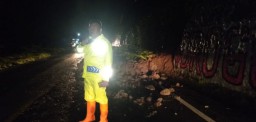 Tebing di Ponorogo Longsor, Polisi Terapkan Sistem Buka Tutup
