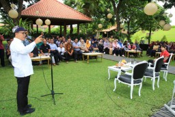 Rektor Muda ini Ajak Karyawan Belajar Semangat Inovasi di Banyuwangi
