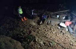 Rumah Warga Tertimbun Tanah Longsor, Satu Orang di Ponorogo Tewas