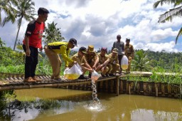 Warga Kluncing Banyuwangi Sulap Sungai Jadi Destinasi Wisata Ikan