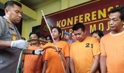 Curi Solar dari Ekskavator Galian C di Mojokerto, 4 Orang Ditangkap