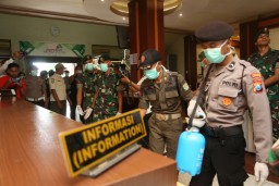 Cegah Corona, Ruang Publik Kota Probolinggo Disemprot Disinfektan
