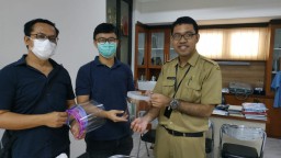 Cegah Penyebaran Covid-19, ITS Produksi Face Shield Mask