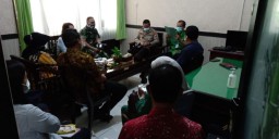 Terdampak Corona, Pabrik Pakaian Dalam di Magetan Menjerit
