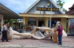 Polisi Sita Balon Udara di Ponorogo