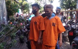 Dikejar Korban, Dua Spesialis Jambret Perempuan di Surabaya Menyerah