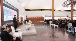 Bupati Anas Dorong Pendamping Desa Optimalkan Program Smart Kampung