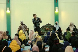 Ini Motivasi dari dr Tirta Pada Penerima Beasiswa Banyuwangi Cerdas