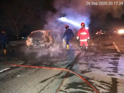 Mobil Warga Surabaya Hangus Terbakar di Tol Gempol-Pandaan