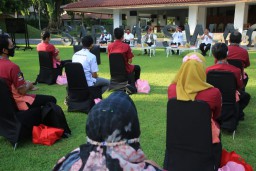 Saat Bupati Anas Bertemu dengan Relawan Sosial Penanganan Covid-19