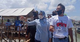 Nelayan Sulit Berlayar, Cawabup Astiti Janji Keruk Pantai Sedayu Lawas