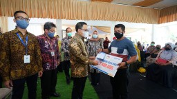 70.000 Usaha Mikro Banyuwangi Dapat Bantuan Jokowi, Ini Harapan Anas