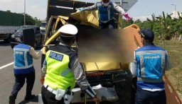 Tabrak Tronton di Tol Sidoarjo, Kernet Truk Terjepit Kabin dan Tewas