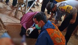 Perbaiki Pintu Rumah, Guru SD ini Tewas Tersengat Listrik Mesin Pasah
