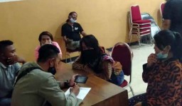 Razia Rumah Karaoke, 3 Wanita Pemandu Lagu dan Miras Diamankan