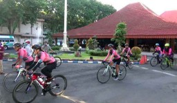 Tiba di Probolinggo, 6 Pesepeda Wanita Kampanye Wisata Kembali Pulih