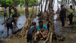 Mancing Bersama Rekannya, Seorang Remaja Hilang Terseret Ombak Pantai