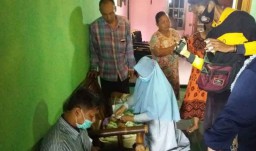 Bayi Perempuan Ditemukan Warga di Masjid, Diduga Dibuang Orang Tuanya