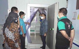 Bupati Anas Cek Kesiapan Vaksinasi, Pendataan Nakes Hampir Rampung