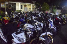 Pilihan Pembaca: Balap Liar hingga Pemotor Disiram Bensin dan Dibakar