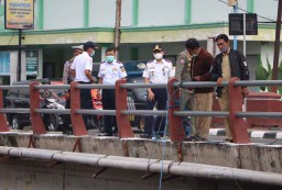 Plengsengan Ambrol, Kendaraan Berat Dilarang Melintas Jembatan Murukan