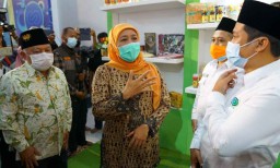 Khofifah Genjot Jatim Jadi Eksportir Halal Food