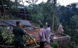 Belasan Rumah di Kabupaten Pasuruan Rusak Diterjang Angin dan Hujan 