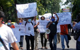 Jurnalis Probolinggo Tuntut Kekerasan Terhadap Reporter JTV Situbondo Diusut