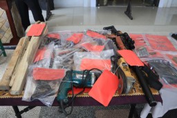 Home Industri Senpi Ilegal di Banyuwangi Digerebek, 4 Orang Diamankan