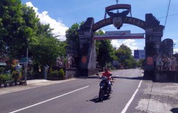 Antisipasi Pemudik yang Bandel, Polisi Awasi Jalur Tikus Ponorogo-Wonogiri