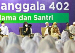 Suasana Syahdu Tahlil Bersama di Banyuwangi untuk Awak KRI-Nanggala 402