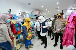Cek Protokol Kesehatan, Forkopimda Banyuwangi Blusukan Pusat Perbelanjaan