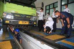 Luncurkan Uji Kir Serba-Online, Bupati Ipuk: Semua Dinas Jadi Agen Inovasi