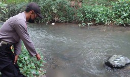 Gempar, Mayat Bayi Perempuan dengan Ari-ari Ditemukan di Sungai Jatirejo