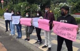 Sebut Banyak Masalah, Aliansi Pelajar Surabaya Protes Zonasi PPDB SMA-SMK