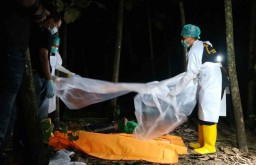 Diduga Ketakutan Setelah Bacok Tetangga, Pria 50 Tahun ini Nekat Tenggak Racun