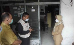 Sambut HUT Kota Mojokerto, Ning Ita Beri Kado Fisioterapi Home Care Bagi Lansia