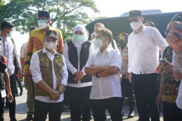 Menkes Minta Warga Kooperatif: Tak Takut Dites Usap dan Taat Prokes