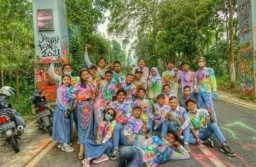 Viral Video Pelajar SMK Corat-coret Gapura dan Jalan di Kawasan Bromo-Tengger