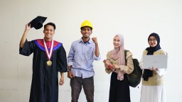 UMSurabaya Sediakan Beasiswa Rp 2,5 Miliar untuk Mahasiswa Baru