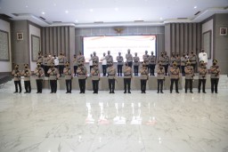 Para Kapolres Baru di Jajaran Polda Jatim Diminta Fokus Tangani Covid-19