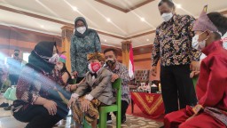 HAN 2021, Ning Ita Beri Kejutan Spesial Bagi Anak-anak Kota Mojokerto