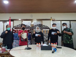 'Kulo Mboten Tego' Wali Kota Mojokerto Jadi Inspirasi Komunitas untuk Berbagi