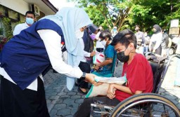Pemkab Salurkan 3.000 Bansos Beras ke Warga Banyuwangi yang Tak Terdaftar DTKS