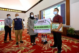 Berdayakan Petani Lemon Banyuwangi, Pemuda Kaki Gunung Raung Juara Jagoan Tani