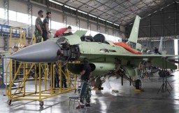 Jadi Kado HUT RI ke-76, 5 Pesawat Tempur TNI AU F-16 Berhasil di Upgrade