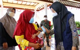 Cukup Lapor Online, Pemkab Mulai Salurkan Paket Sembako ke Warga Banyuwangi