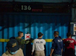Pilihan Pembaca: Kafe di Surabaya Digerebek hingga Khofifah Tinjau Vaksinasi
